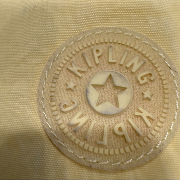 Kipling Frug Fold Over Zip Top Crossbody/ Shoulder Bag Butter Yellow - Picture 13 of 16